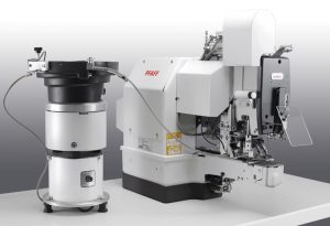 PFAFF 3307 -1/11 WITH AUTOMATIC BUTTON FEEDER